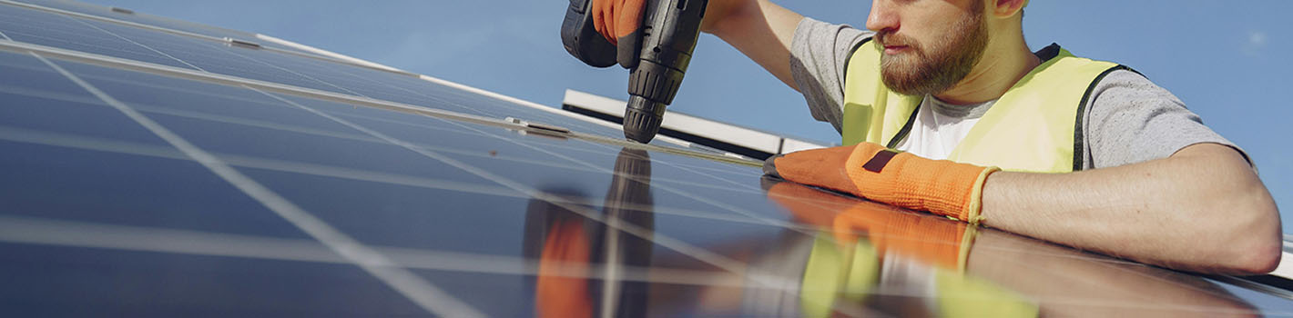 Монтаж сонячних батарей